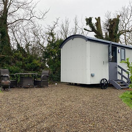 Вілла Burren Garden Glamping Hut Boston Екстер'єр фото