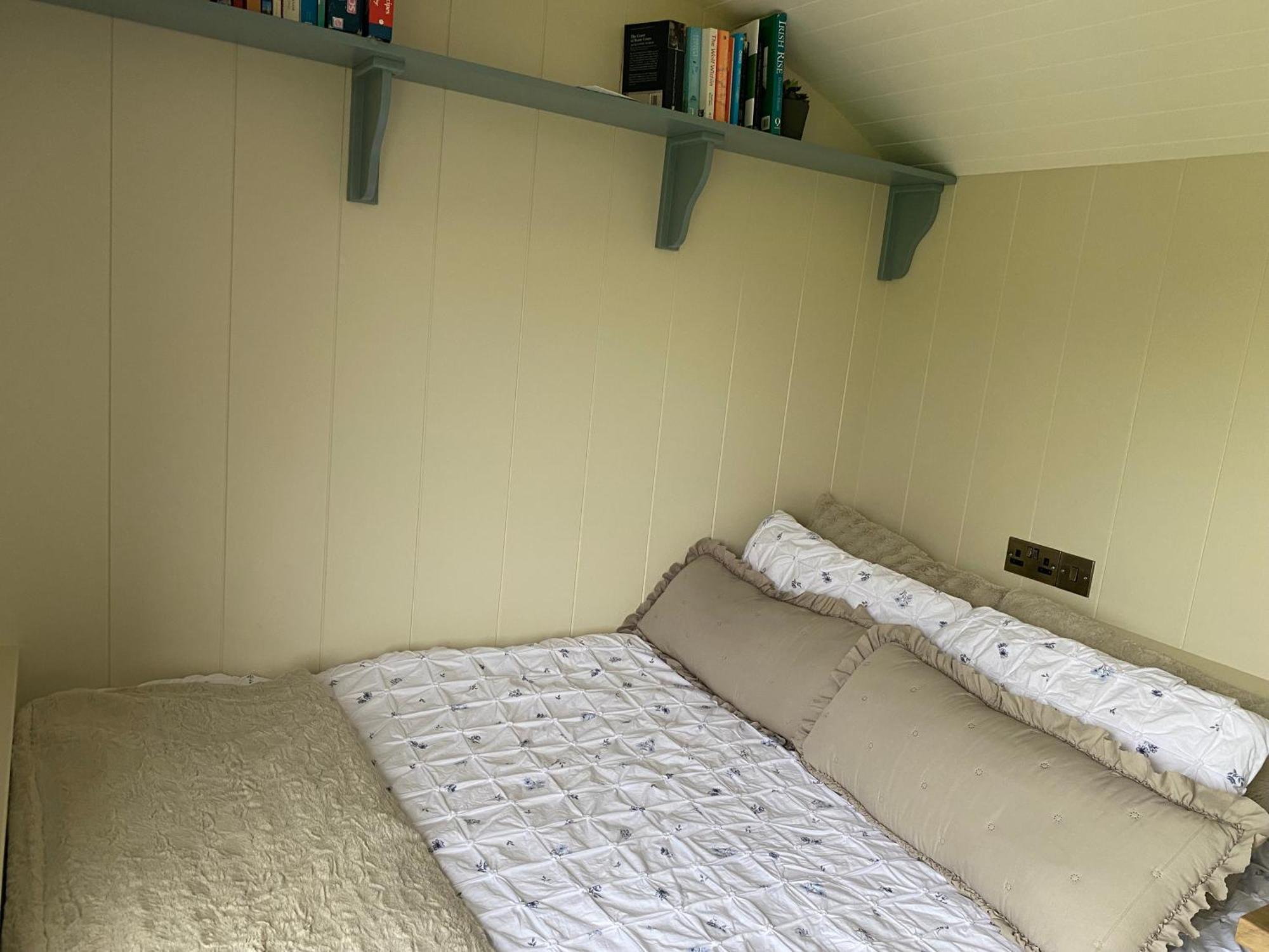 Вілла Burren Garden Glamping Hut Boston Екстер'єр фото